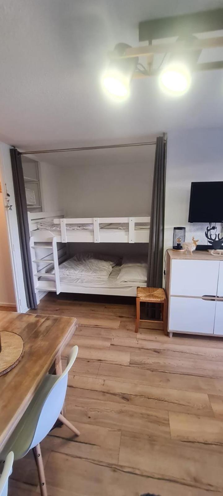 Le Flocon-Studio Cabine-Balcon 4-6 Pers A 100M Des Pistes Шамрусс Экстерьер фото